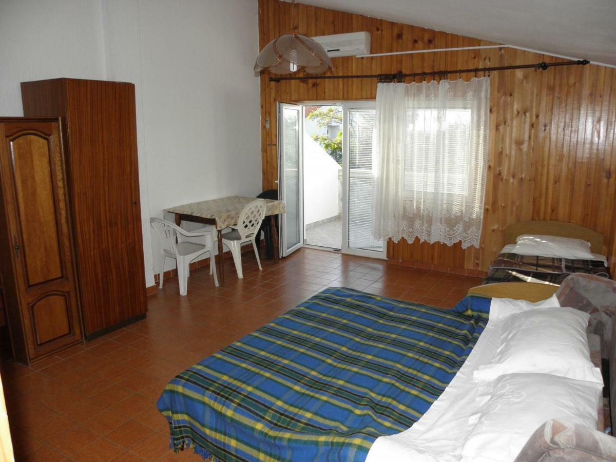 Apartments Fabijan - 50M From Sea ポヴリャナ エクステリア 写真